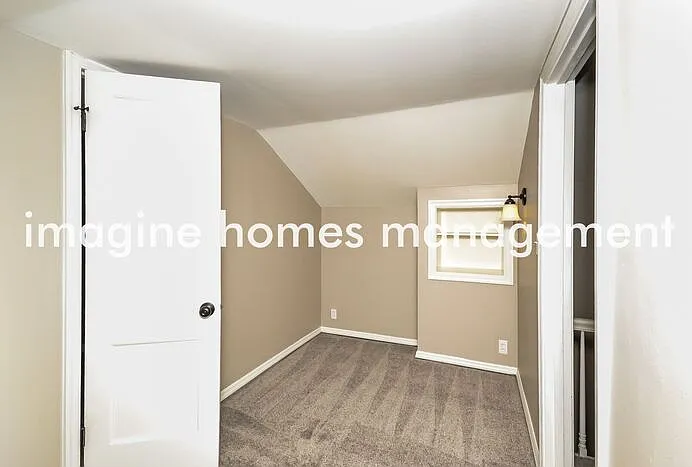 4124 Hoffman Ave — Photo 9