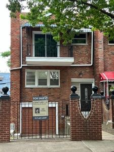 1112 Taylor Avenue, Bronx, NY, 10472