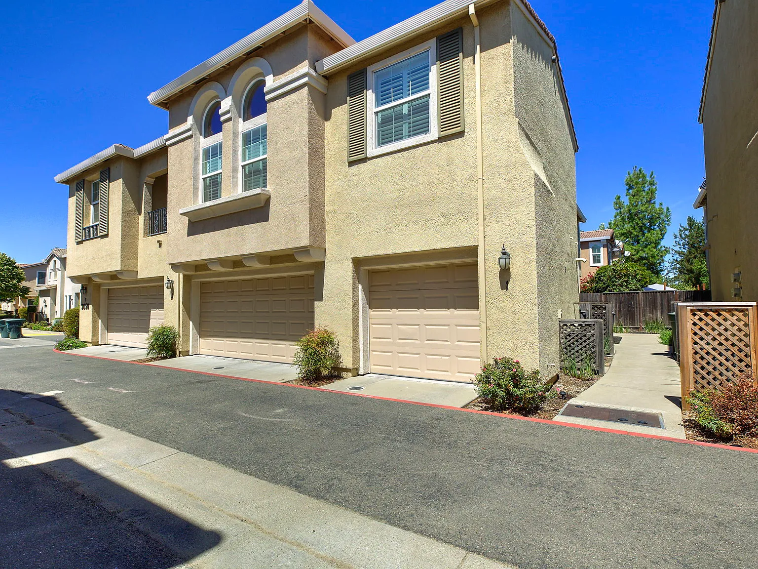 2050 Sierra View Circle #2 - 1 — Photo 3