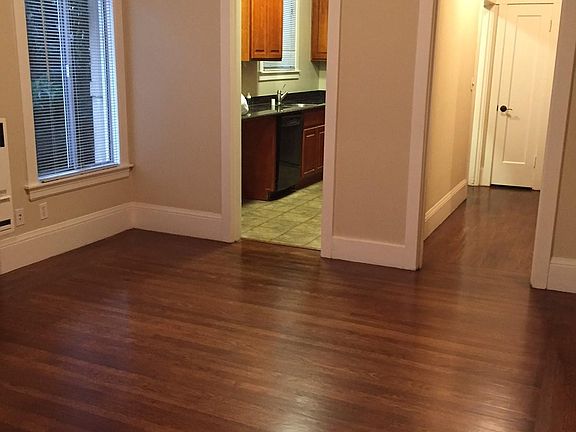 4th image of 2261 Park Blvd