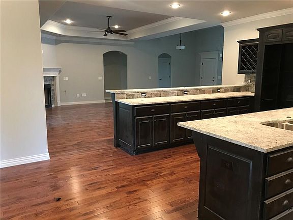 5th image of 602 Fairfax Cir