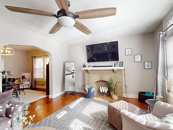 2nd image of 1621 Norris Pl