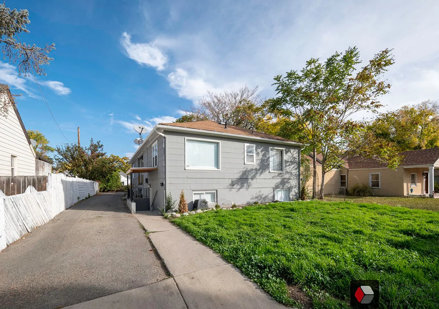 1 Bed / 1 Bath Fourplex Unit for Rent in Salt Lake City, UT — Photo 2
