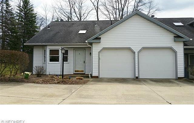 1st image of 850-4 Hampton Cir