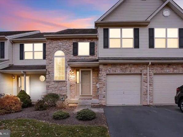 2305 Carriage Ln, Royersford, PA 19468