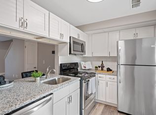 860 Deerfield Blvd #2B-1BA-935SQFT, Cincinnati, OH 45245
