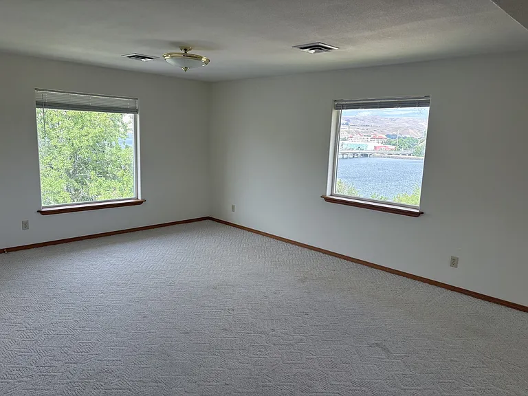 539 Riverview Blvd #NA — Photo 2