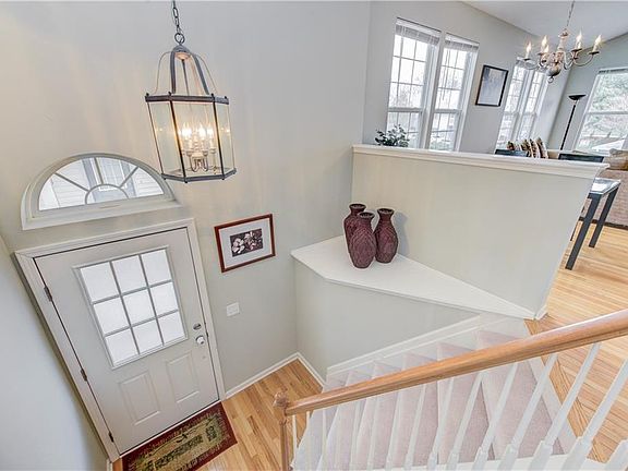 2nd image of 8351 Clayhurst Dr