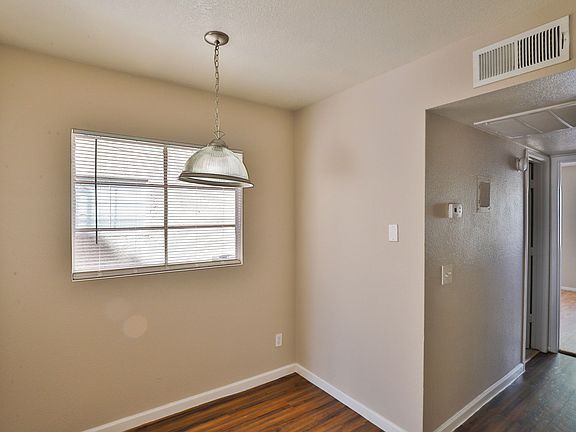 5th image of 2813 E Paradise Ln APT 101
