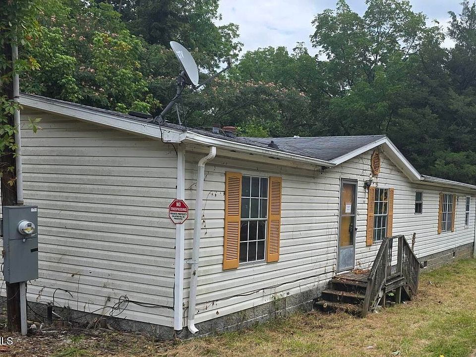 1st image of 380 Cedar Point Rd