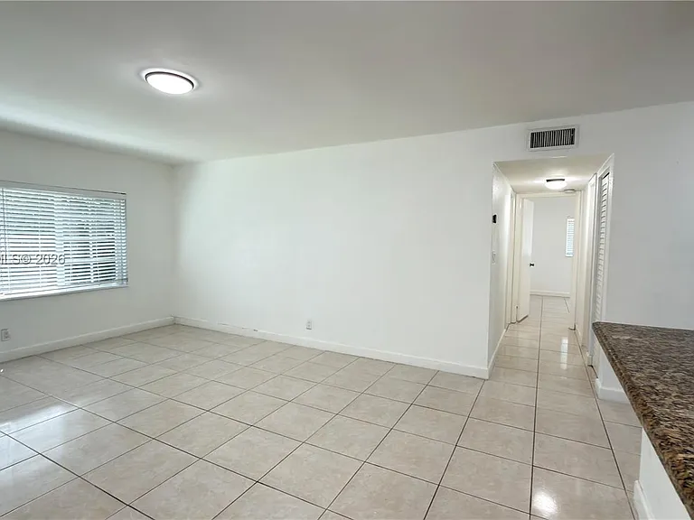 403 SW 148th Ave #3B — Photo 8