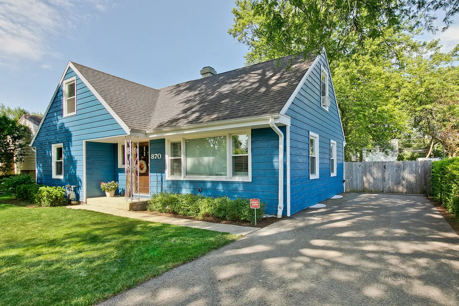 870 Lucerne Ct photo 1
