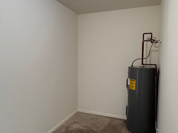 3rd image of 1405 S 3rd Ave