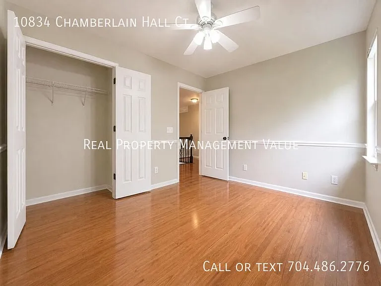 10834 Chamberlain Hall Ct — Photo 17