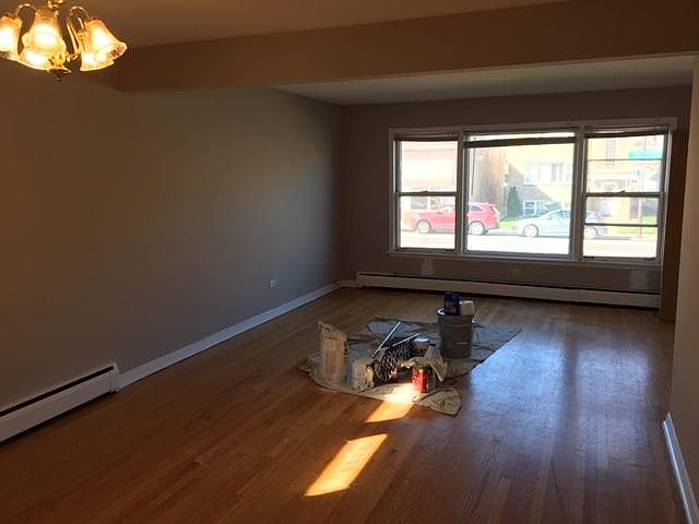 1st image of 5880 N Elston Ave #1