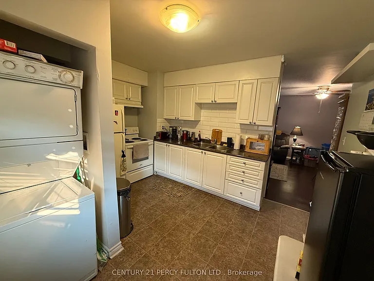 220 Rosedale Dr #1 — Photo 7