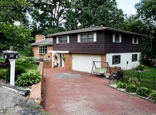 115 Shady Ln, Dixon, IL 61021