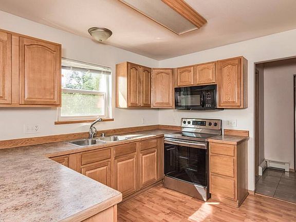 3rd image of 5055 Palo Verde Ave