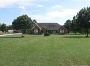 9450 E 500 Rd, Claremore, OK 74019