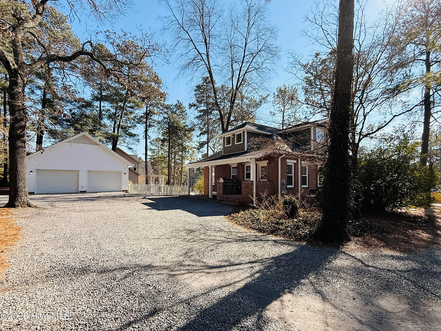 3 bed, 3.0 bath, 1531 sqft, $2,800 — Photo 3