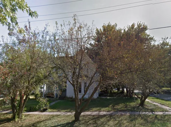 402 4th Ave, Grinnell, IA 50112