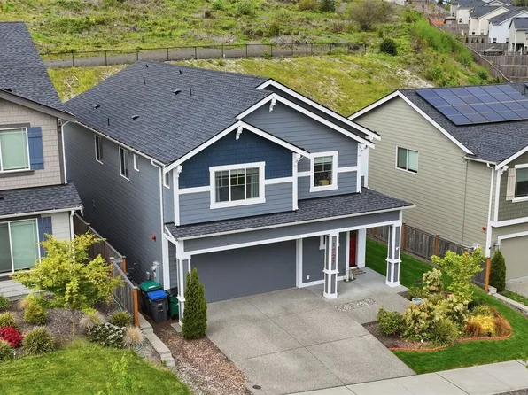 1227 Baker Heights Loop, Bremerton, WA 98312