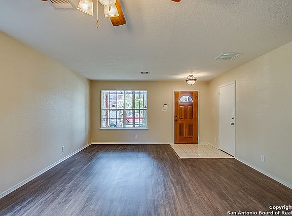 5th image of 14814 Academy Oak