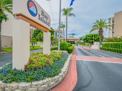 7400 Sun Island Dr S APT 303, South Pasadena, FL, 33707