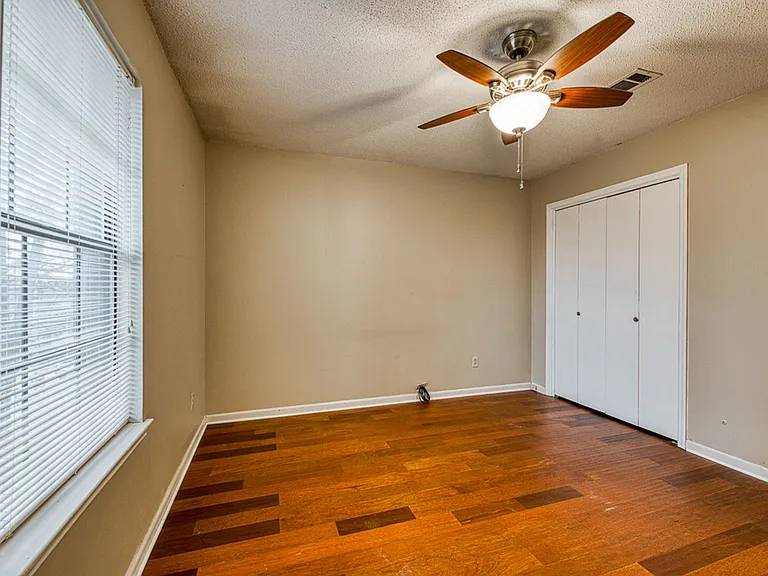 12119 Shawnee Forest Dr — Photo 18