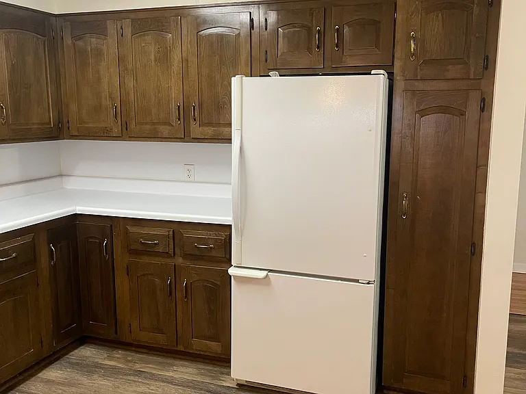 258 Powell Rd — Photo 15