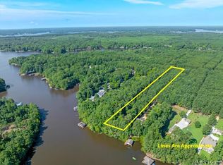 22 Birdsong Rd, Ebony, VA 23845