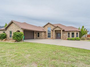 1302 S Crossings Ct, San Angelo, TX 76904