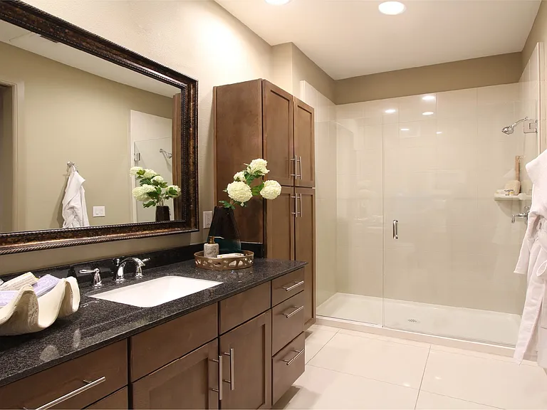 Tuscany Walk Apartments — Photo 22