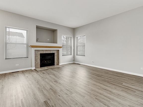 5th image of 3251 Ronan Dr