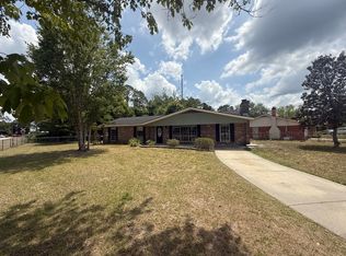 100 Pineview St, Hinesville, GA 31313