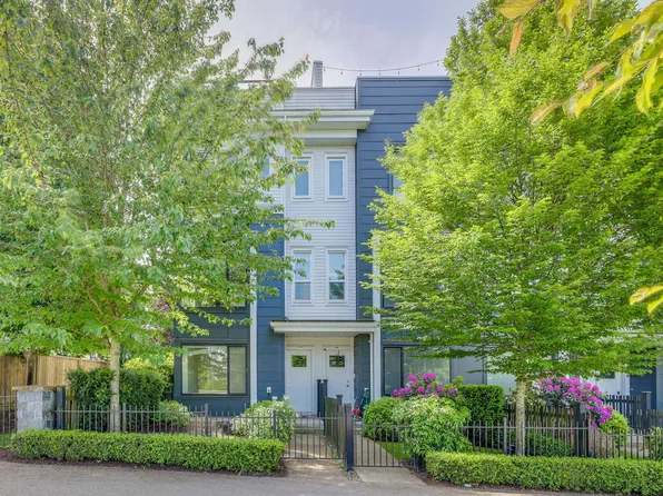 16337 23a Ave #24, Surrey, BC V3Z 0S3