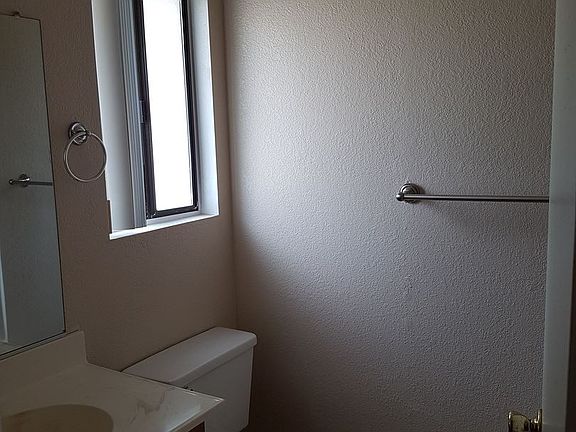 5th image of 73624 Sunnyvale Dr APT D