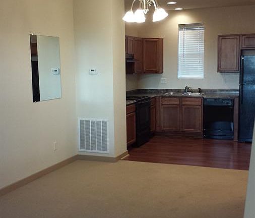 2nd image of 2931 N Iola St