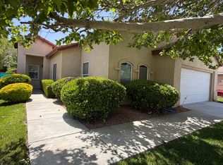 2304 Morningside Ave, Lancaster, CA 93535