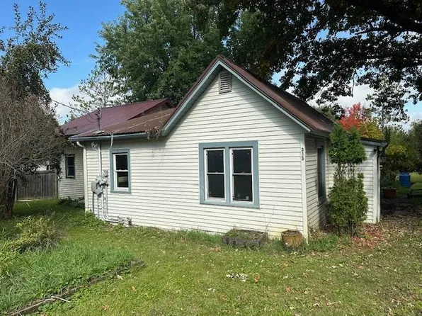 315 3rd Ave SE, Clearbrook, MN 56634