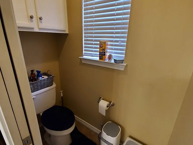 215 Landsburg Ct — Photo 22