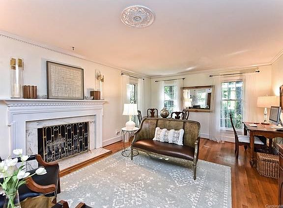 4th image of 1215 Hollow Tree Ct