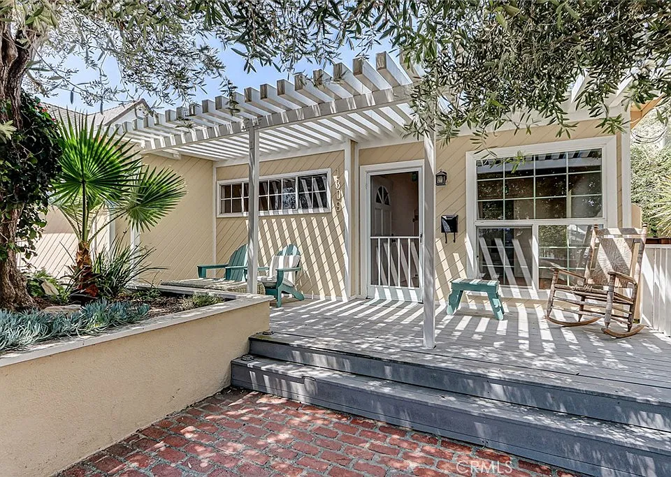 1309 Oak Ave