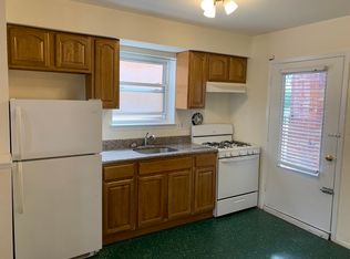 8 Reeve Pl APT 1F, Brooklyn, NY 11218