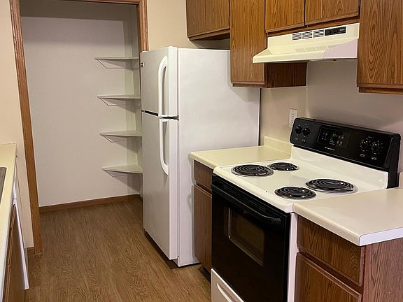 3rd image of 22820 Durand Ave #C7