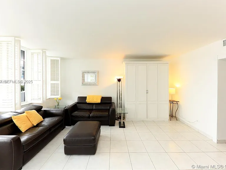 100 Lincoln Rd #509 — Photo 2