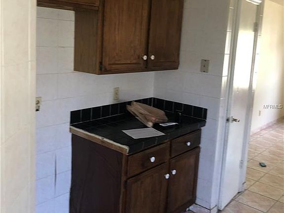 5th image of 139 Seabreeze Cir