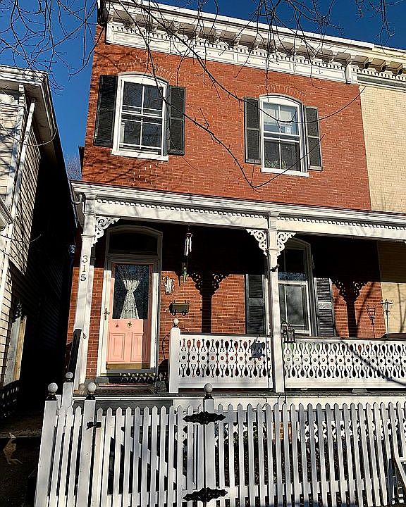 1st image of 315 S Pine St