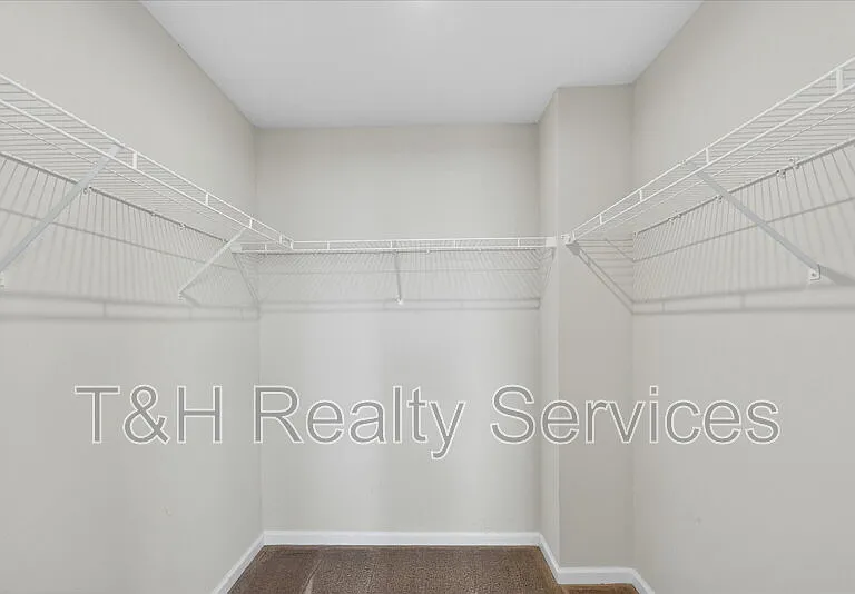 40 N Fairfield Dr — Photo 29
