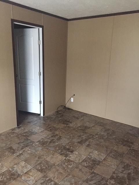1st image of 215 Macon Dr